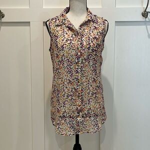 FREE w/2 item bundle purchase 
Liz Claiborne Sleeveless button down top